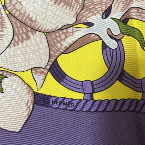 HERMES Carre 90 - Purple Light Purple Multi Scarf 196-072525 - Picture 5 of 6